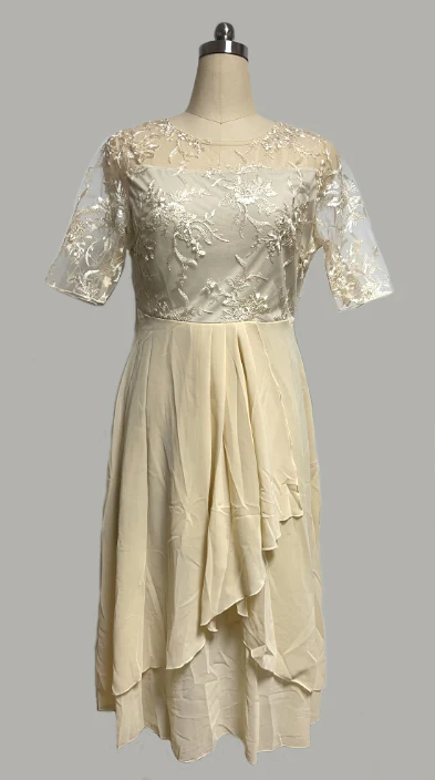 The product title remains unchanged: "Kleid für Hochzeitsgäste".