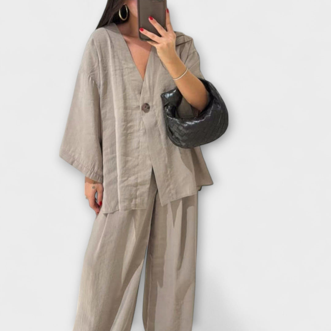 Aurora - Lässiges V-Ausschnitt Top und Hose Duo