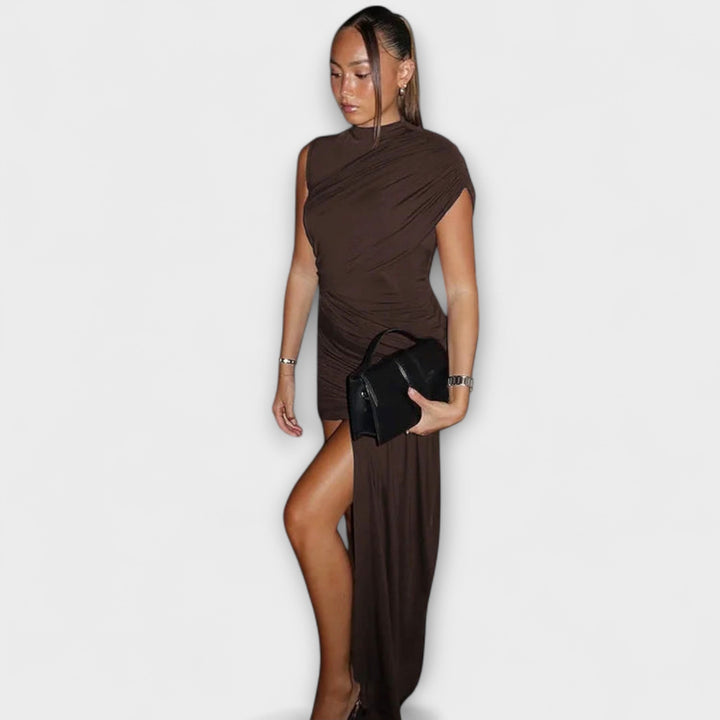 Aurora - Schickes, schmal geschnittenes Kleid mit Rundhalsausschnitt und Plissee