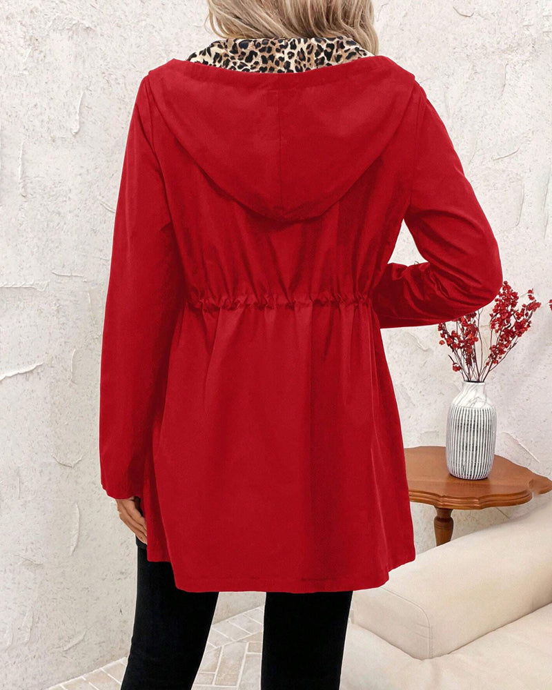 Wendbarer Kapuzenmantel mit Leopardenmuster